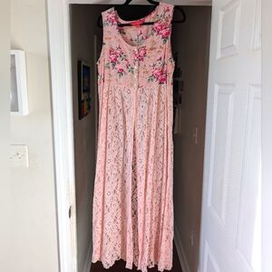 April Cornell Cottagecore Cute Spring Floral Pink Cape / Gown / Dress?